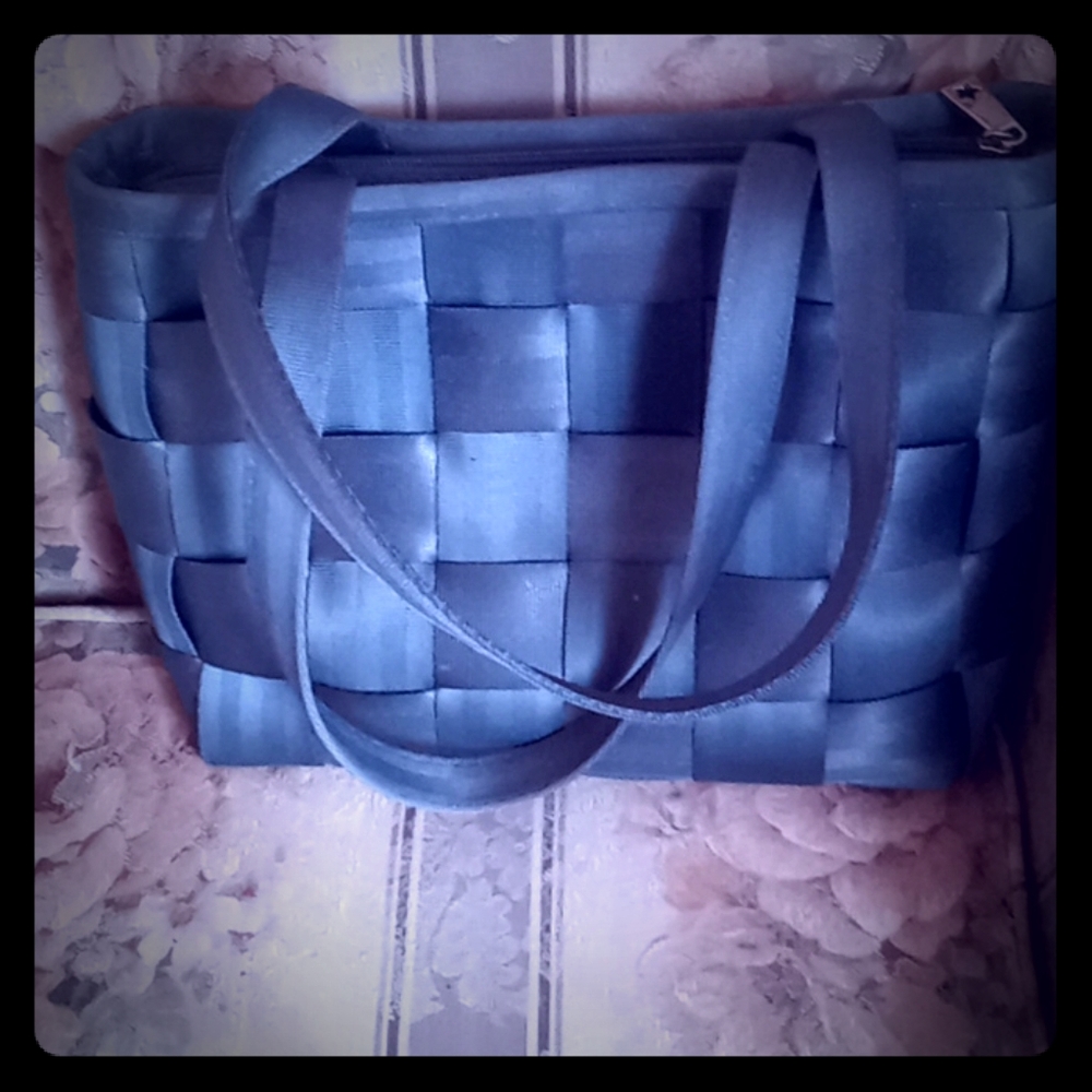 Harveys Seatbelt Bag